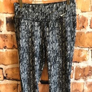 Nike Dri-Fit Capri Pant